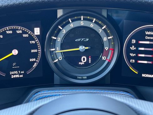 Certified 2022 Porsche 911 GT3 RWD image 31