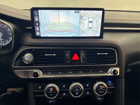 Used 2022 Genesis G70 3.3T image 31