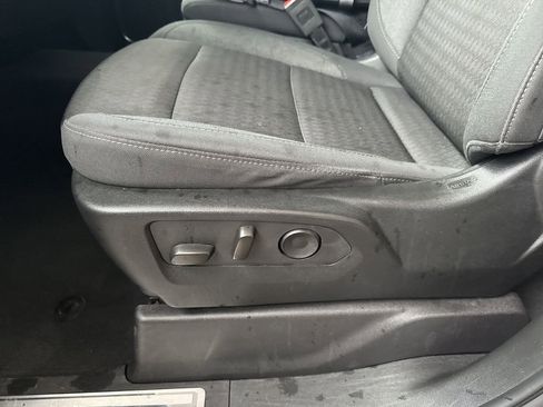 Certified 2025 Chevrolet Silverado 1500 LT AWD/4WD image 8