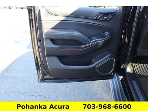 Used 2018 Chevrolet Suburban LT w/ Luxury Package image 26