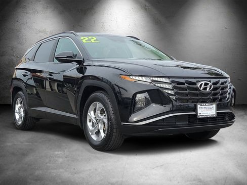Used 2022 Hyundai Tucson SEL FWD image 2