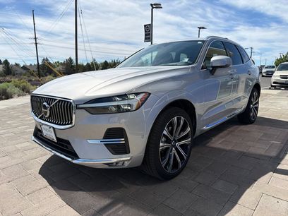 Used 2023 Volvo XC60 B5 Ultimate w/ Climate Package