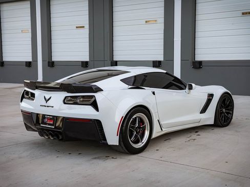 Used 2016 Chevrolet Corvette Z06 w/ Chrome Badge Package image 7