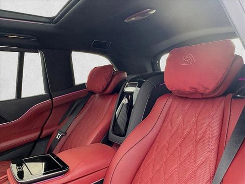 Certified 2025 Mercedes-Benz Maybach GLS 600 4MATIC image 15