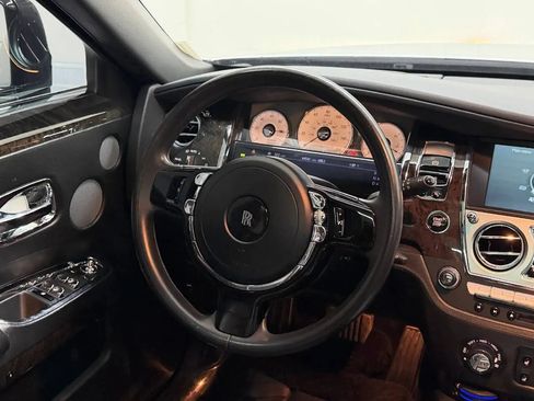 Used 2013 Rolls-Royce Ghost RWD image 16