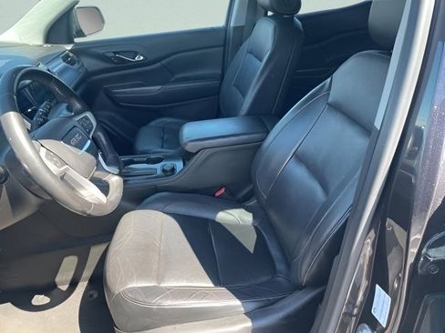 Used 2017 GMC Acadia SLT image 20