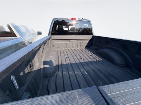 Used 2020 Ford F250 Lariat AWD/4WD image 10