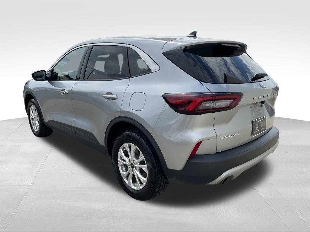 Used 2024 Ford Escape Active AWD/4WD image 7