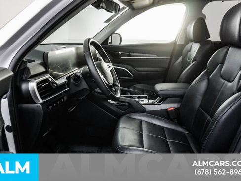 Used 2024 Kia Telluride EX FWD image 16