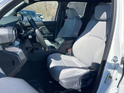 New 2026 Toyota Tacoma SR5 image 19