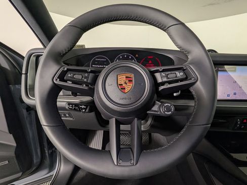 New 2026 Porsche Cayenne Coupe AWD/4WD image 37