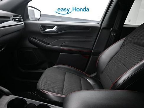 Used 2023 Ford Escape ST-Line FWD image 13