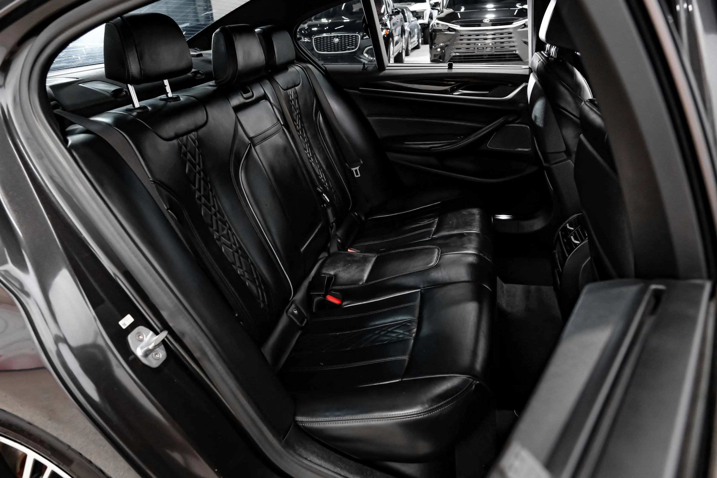 Used 2019 BMW 540i w/ M Sport Package RWD image 52
