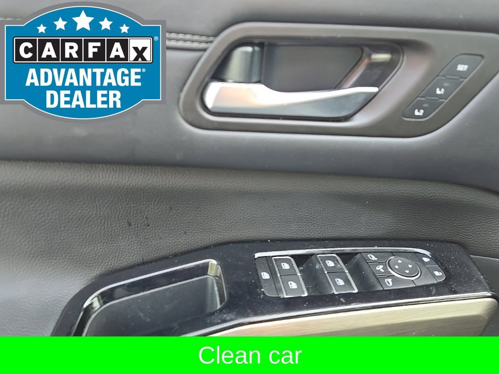 Used 2024 Nissan Pathfinder Platinum AWD/4WD image 18