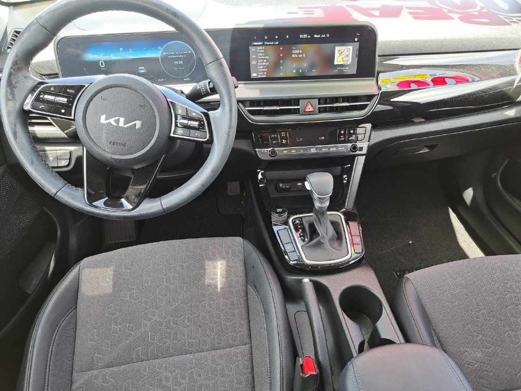 Used 2024 Kia Seltos S FWD image 15