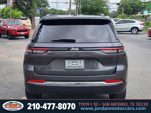 Used 2025 Jeep Grand Cherokee Laredo X RWD image 4