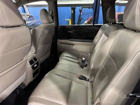 Certified 2022 Honda Pilot EX-L image 16