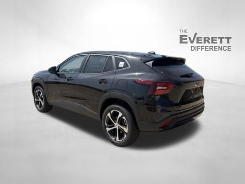 New 2026 Chevrolet Trax RS w/ Driver Confidence Package FWD image 5