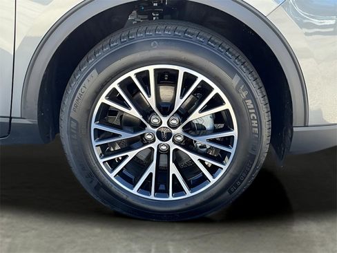 New 2025 Ford Escape SE w/ PHEV Premium Package image 41