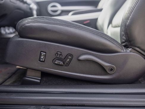 Used 2005 Chevrolet SSR w/ Preferred Equipment Group image 39