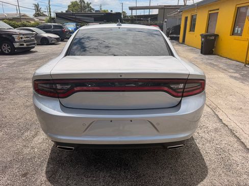 Used 2023 Dodge Charger SXT RWD image 11