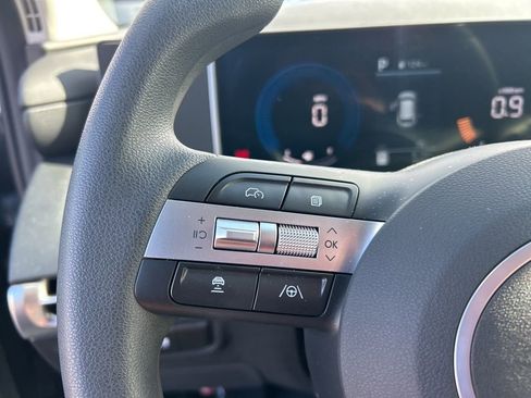 Used 2026 Hyundai Tucson SE image 15