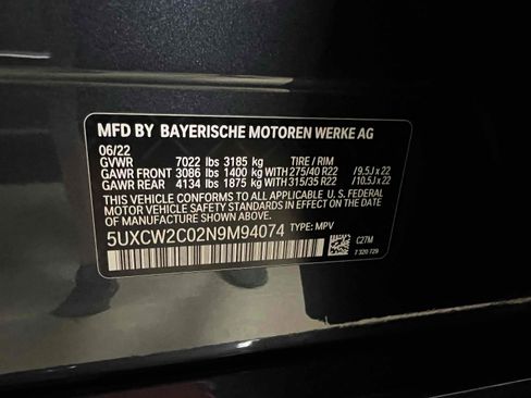 Used 2022 BMW X7 xDrive40i w/ M Sport Package AWD/4WD image 12
