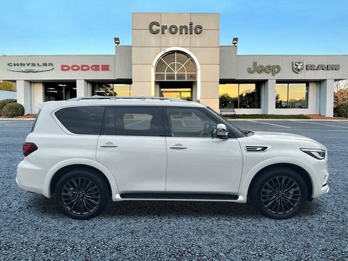 Used 2024 INFINITI QX80 Sensory w/ Cargo Package image 2