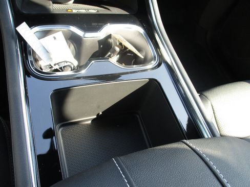 New 2026 Chevrolet Traverse LT w/ Driver Confidence Package image 18