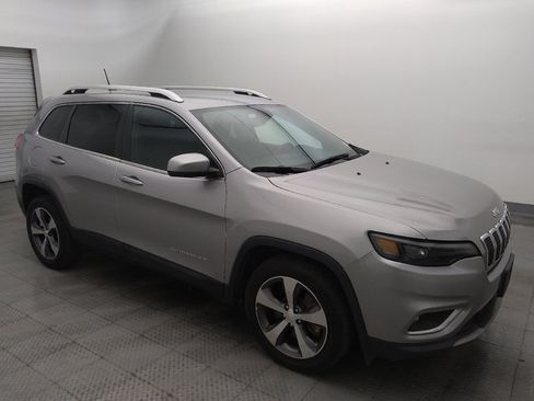 Used 2020 Jeep Cherokee Limited FWD image 11