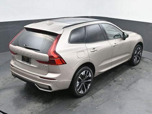 New 2026 Volvo XC60 T8 Plus w/ Protection Package Premier image 38
