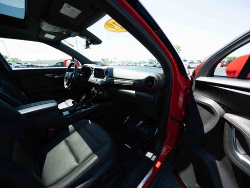 Used 2019 Chevrolet Blazer RS AWD/4WD image 26