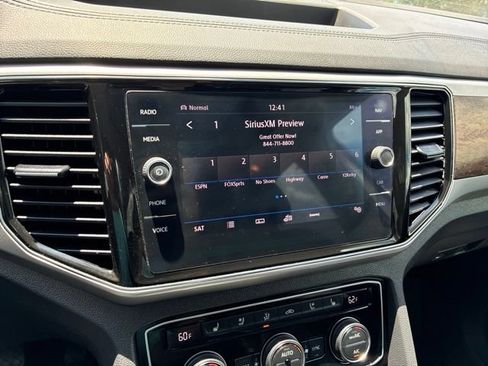 Used 2018 Volkswagen Atlas SEL Premium AWD/4WD image 21