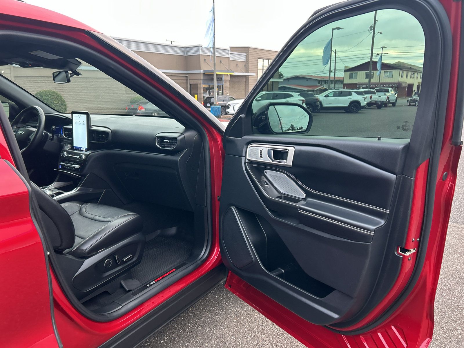 Used 2020 Ford Explorer ST w/ ST Street Pack AWD/4WD image 27