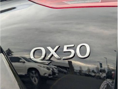 Used 2019 INFINITI QX50 Luxe w/ Navigation Package FWD image 75