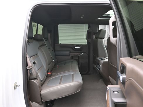 Used 2020 GMC Sierra 2500 Denali w/ Denali Ultimate Package image 12