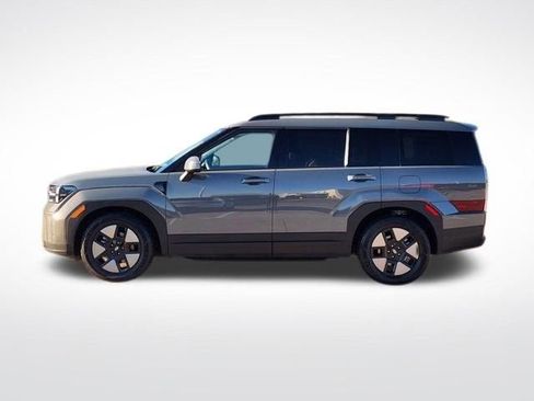 Used 2025 Hyundai Santa Fe SEL FWD image 12