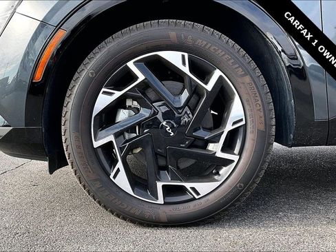 Used 2025 Kia Sportage SX image 33