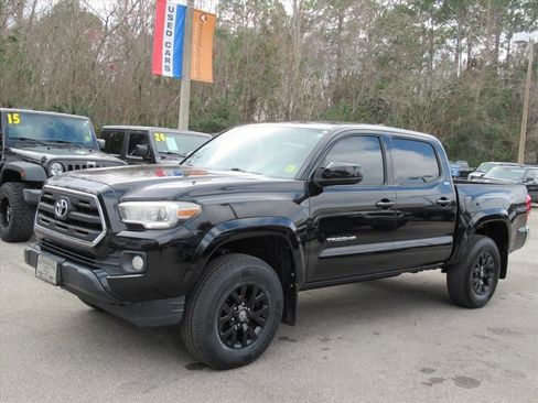 Used 2016 Toyota Tacoma SR5 image 3