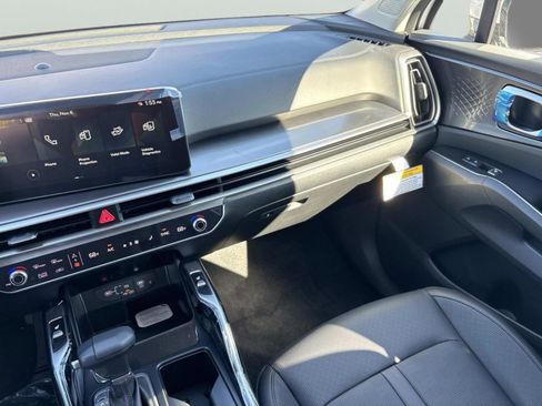 New 2026 Kia Sorento S image 14