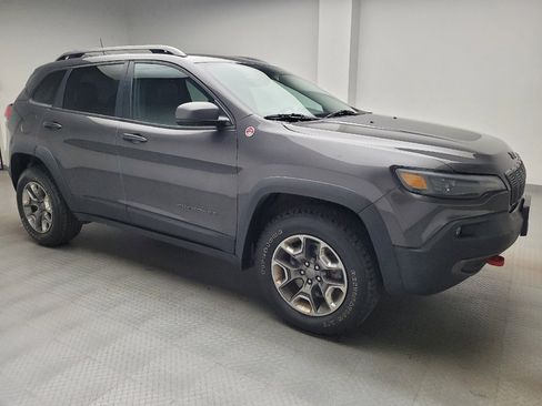 Used 2019 Jeep Cherokee Trailhawk w/ Cold Weather Group AWD/4WD image 11