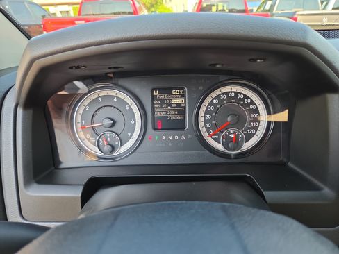 Certified 2020 RAM 1500 Tradesman w/ Popular Equipment Group RWD image 40
