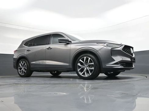 Used 2024 Acura MDX SH-AWD w/ Technology Package image 32