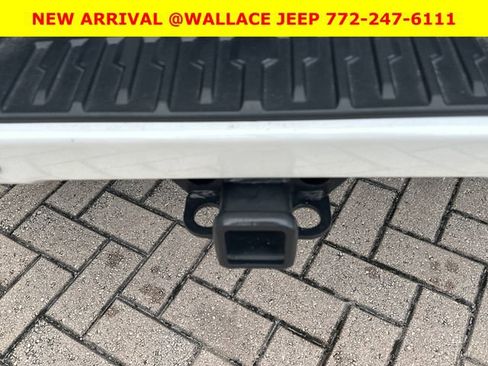 Used 2025 GMC Sierra 1500 Denali Ultimate image 10