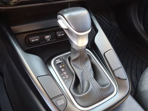 Used 2021 Kia Soul GT-Line FWD image 15