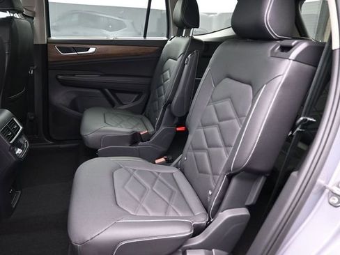 New 2026 Volkswagen Atlas SE FWD image 14