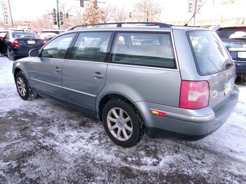 Used 2004 Volkswagen Passat GLS image 2