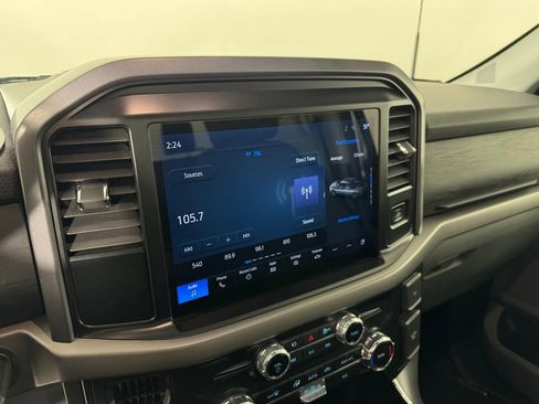 Used 2025 Ford F150 XLT w/ Equipment Group 301A Standard image 13