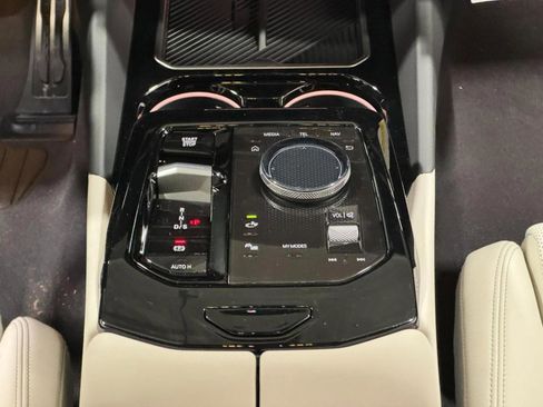 New 2026 BMW 530i xDrive w/ M Sport Package image 16