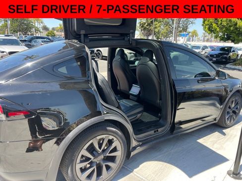 Used 2022 Tesla Model X AWD/4WD image 10